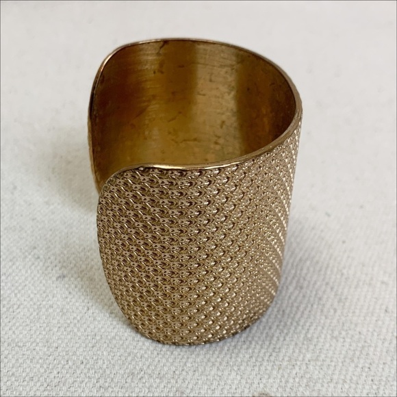 Lacoste Wide Gold tone Cuff bracelet - Picture 4 of 8